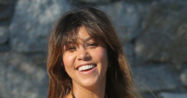 Celebs Reveal Their Weight: Kourtney Kardashian, Katy Perry, Amanda